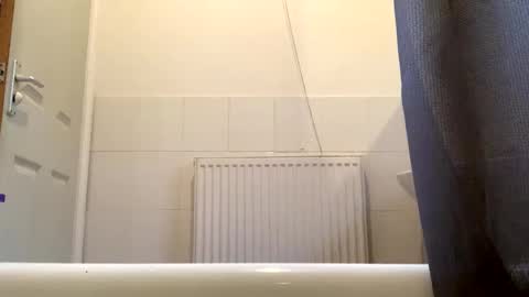 pr3ttyxlu5h online show from January 5, 2025, 10:53 am