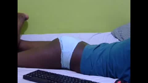 Snapshot of precious_nesh chatting on February 28, 2025, 7:05 am precious_nesh online show from February 28, 2025, 7:05 am