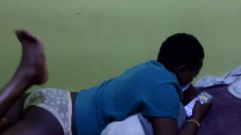 Snapshot of precious_nesh chatting on September 9, 2025, 6:29 pm precious_nesh online show from September 9, 2025, 6:29 pm