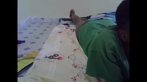 Snapshot of precious_nesh chatting on March 15, 2026, 5:35 am precious_nesh online show from March 15, 2026, 5:35 am