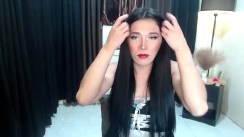 Rosedoll online show from January 5, 2025, 11:04 am