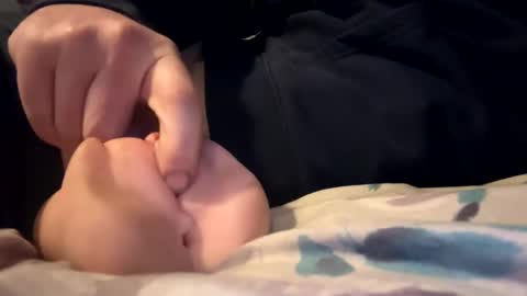 Snapshot of precum1981fast chatting on March 1, 2025, 5:05 pm precum1981fast online show from March 1, 2025, 5:05 pm