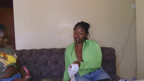 Snapshot of preetycookie chatting on February 4, 2025, 11:49 am Lilly online show from February 4, 2025, 11:49 am