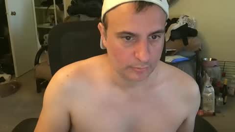 preppyguyintokink1 online show from March 1, 2026, 6:32 pm