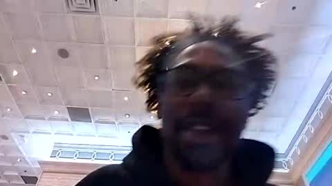 Snapshot of presidentialbryana chatting on October 16, 2025, 12:44 am Libra Lamont online show from October 16, 2025, 12:44 am