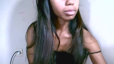 prettiethalia online show from February 17, 2026, 7:09 pm