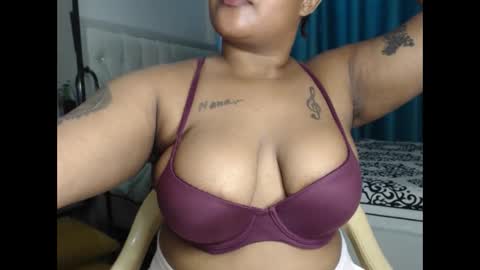 Snapshot of pretty_annah chatting on April 1, 2026, 8:37 am Annah online show from April 1, 2026, 8:37 am