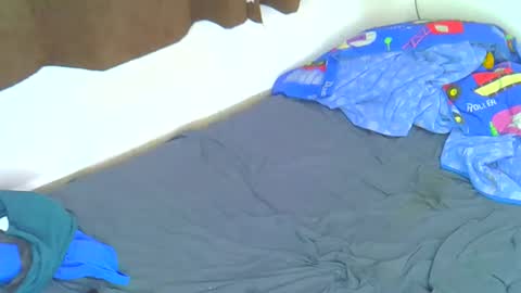 riri online show from September 16, 2025, 1:45 pm