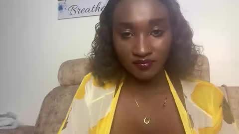 independent model online show from September 16, 2025, 2:01 am