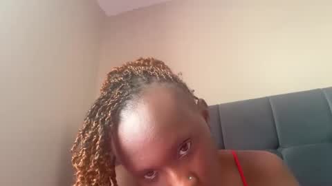 independent model online show from October 7, 2025, 8:00 am