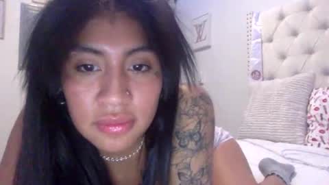 pretty_girl828687 online show from April 4, 2026, 12:24 pm