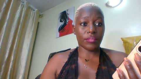 Snapshot of pretty_ivy chatting on February 18, 2025, 2:49 am SARAH online show from February 18, 2025, 2:49 am