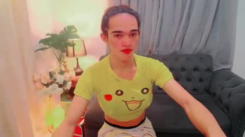 pretty_lady_kitty online show from February 10, 2026, 3:32 am