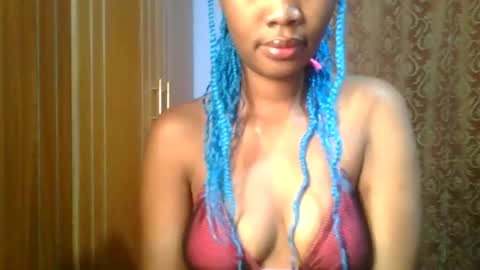 Snapshot of pretty_leilah chatting on January 7, 2026, 1:19 am pretty_leilah online show from January 7, 2026, 1:19 am