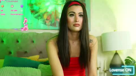 Lia online show from December 18, 2025, 6:03 pm