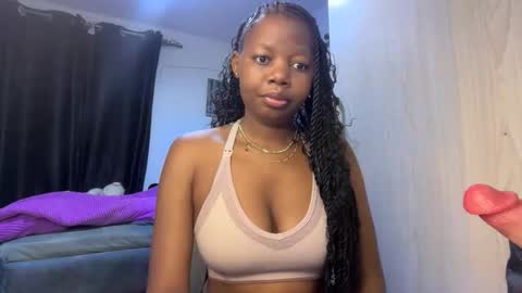 Snapshot of pretty_peaches chatting on March 20, 2026, 3:22 am Pretty peaches online show from March 20, 2026, 3:22 am