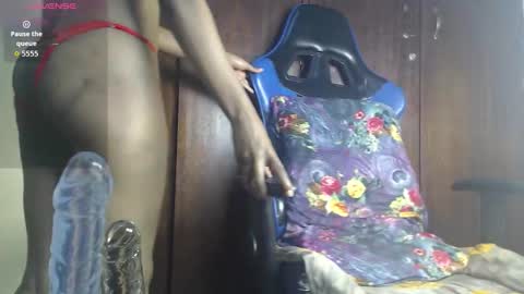 pretty_petite10 online show from September 22, 2025, 7:38 pm