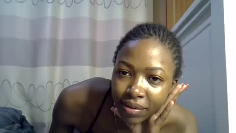 Snapshot of pretty_petite24 chatting on January 15, 2025, 5:50 am pretty_petite24 online show from January 15, 2025, 5:50 am
