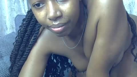 pretty_petite24 online show from June 20, 2026, 10:23 pm