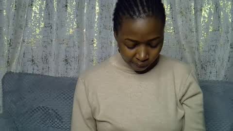 pretty_petite24 online show from July 13, 2026, 9:17 pm