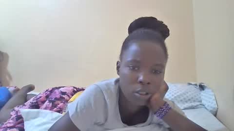 pretty_petite_ebony online show from February 17, 2025, 4:15 pm