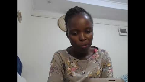 pretty_petite_ebony online show from January 17, 2026, 3:00 am