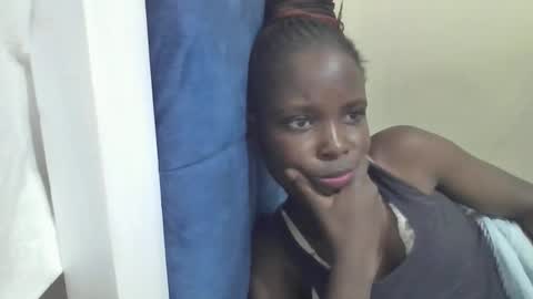 Snapshot of pretty_petite_ebony chatting on April 17, 2026, 8:56 pm pretty_petite_ebony online show from April 17, 2026, 8:56 pm
