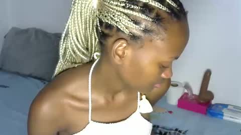 Pretty doll online show from November 23, 2025, 11:04 pm