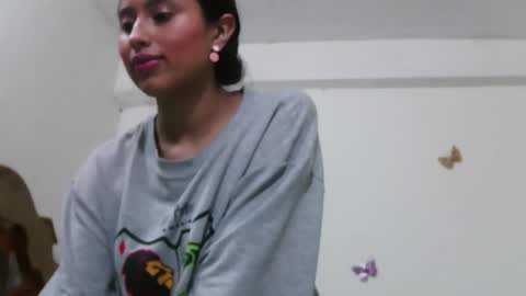 Snapshot of pretty_rose_ chatting on March 11, 2026, 6:30 am Rose online show from March 11, 2026, 6:30 am
