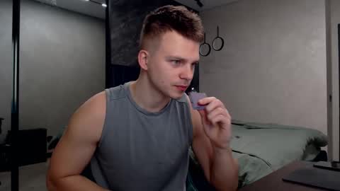Snapshot of pretty_sweety chatting on February 10, 2025, 12:19 am Justin online show from February 10, 2025, 12:19 am