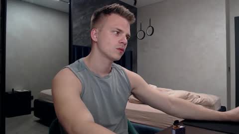 Snapshot of pretty_sweety chatting on October 2, 2025, 3:57 am Justin online show from October 2, 2025, 3:57 am