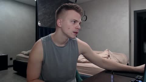 Justin online show from October 27, 2025, 7:01 am