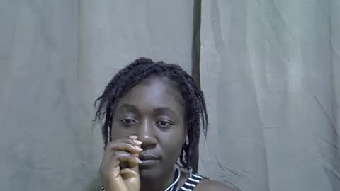 Snapshot of pretty_swirl chatting on February 22, 2026, 2:24 am Twirl online show from February 22, 2026, 2:24 am