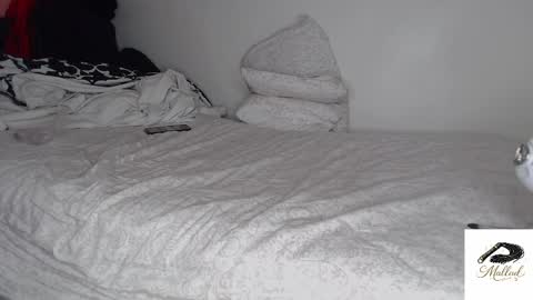 Mistress Mallad online show from April 7, 2026, 10:09 pm