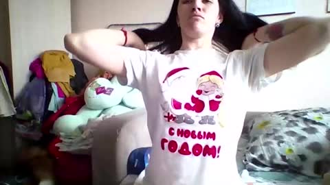 Bella online show from April 7, 2026, 8:37 am