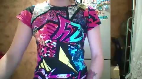 Snapshot of prettybella_7 chatting on April 23, 2026, 8:22 pm Bella online show from April 23, 2026, 8:22 pm