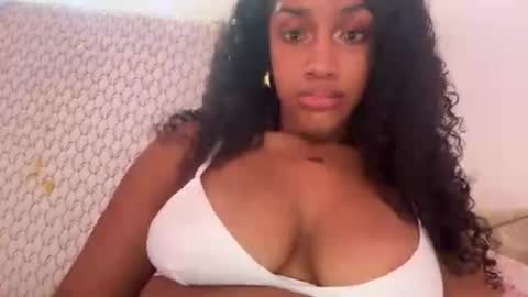 Snapshot of prettyblackgal chatting on August 4, 2026, 11:29 pm prettyblackgal online show from August 4, 2026, 11:29 pm