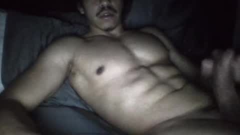 prettyboyg_33 online show from April 15, 2026, 9:38 am