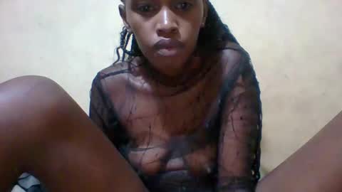 prettycarl_2 online show from January 9, 2025, 2:43 am