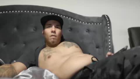DADDYDICRICO6969 online show from April 9, 2026, 10:48 pm