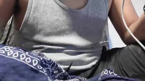 Snapshot of prettydaddyik6992 chatting on May 14, 2026, 7:20 pm DADDYDICRICO6969 online show from May 14, 2026, 7:20 pm