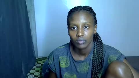 Snapshot of prettyelsie chatting on April 17, 2026, 10:02 pm Prettiesexxy online show from April 17, 2026, 10:02 pm