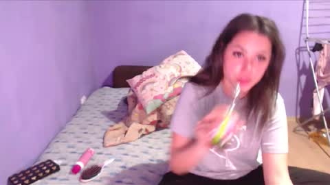 prettyjulliette online show from February 28, 2025, 4:31 pm