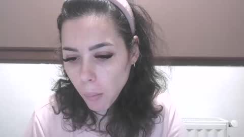 prettyjulliette online show from February 2, 2026, 7:12 pm