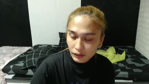 Kate online show from February 11, 2025, 4:46 pm