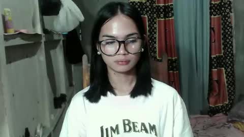 Snapshot of prettykhelcy chatting on April 25, 2026, 10:40 am prettykhelcy online show from April 25, 2026, 10:40 am