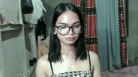 Snapshot of prettykhelcy chatting on April 28, 2026, 10:20 am prettykhelcy online show from April 28, 2026, 10:20 am