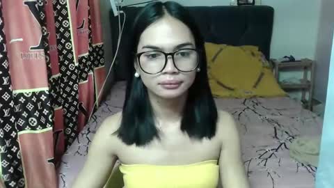 Snapshot of prettykhelcy chatting on May 5, 2026, 2:19 am prettykhelcy online show from May 5, 2026, 2:19 am