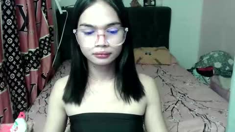 Snapshot of prettykhelcy chatting on June 3, 2026, 11:02 am prettykhelcy online show from June 3, 2026, 11:02 am