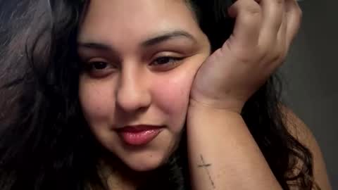 lilly333 online show from November 10, 2025, 3:22 pm